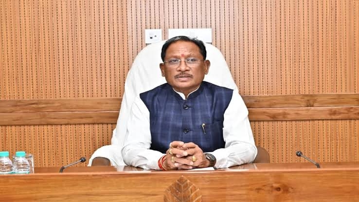 बच्चियों को समस्या बताने पैदल निकलना पड़ा तो भड़के CM साय, जिम्मेदारी तय करने के निर्देश